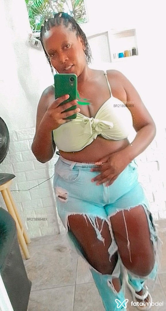 Acompanhante mulher com cabelo castanho de olhos pretos em Rio de Janeiro - Jessikinha