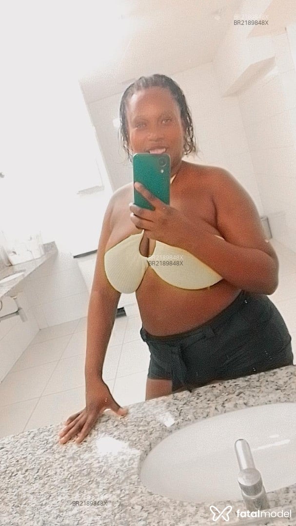 Acompanhante mulher com cabelo castanho de olhos pretos em Rio de Janeiro - Jessikinha