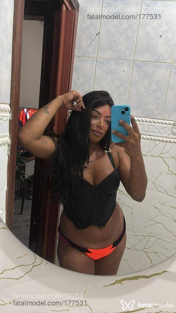 Acompanhante travesti morena (o) de olhos castanhos - Vanessinha