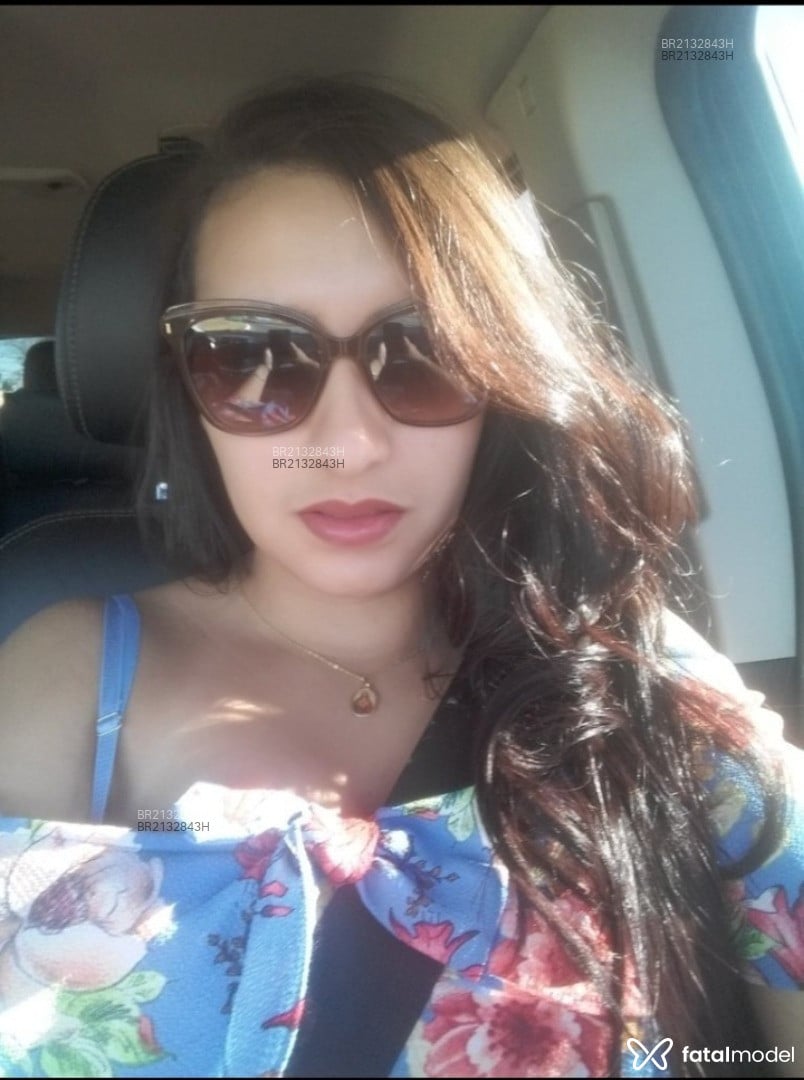 Acompanhante mulher loira (o) de olhos castanhos em Virtual - Diana Goulart