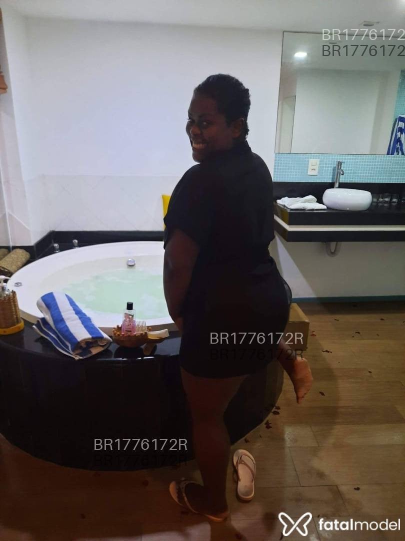Acompanhante mulher com cabelo castanho de olhos castanhos em Rio de Janeiro - Bia fontana