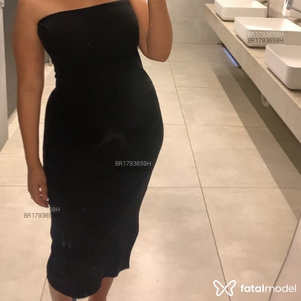 Acompanhante mulher com cabelo castanho de olhos castanhos em Brasília Acompanhante mulher com cabelo castanho de olhos castanhos em Brasília - Luara Fernanda