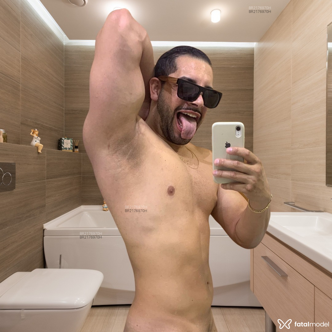 Acompanhante homem morena (o) de olhos castanhos em Goiânia - Ricky
