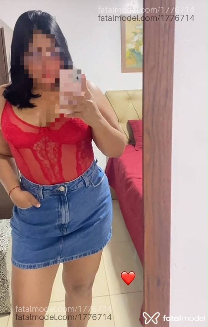 Acompanhante mulher com cabelo castanho de olhos castanhos em Ji-Paraná - Isabella