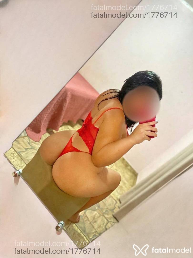 Acompanhante mulher com cabelo castanho de olhos castanhos em Porto Velho - Isabella