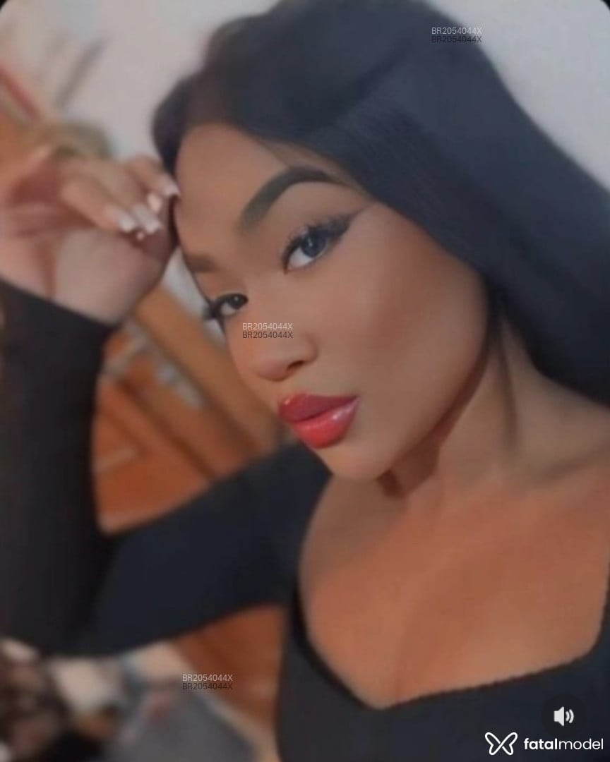Acompanhante mulher morena (o) de olhos pretos em São Paulo Acompanhante mulher morena (o) de olhos pretos em São Paulo - Wendel