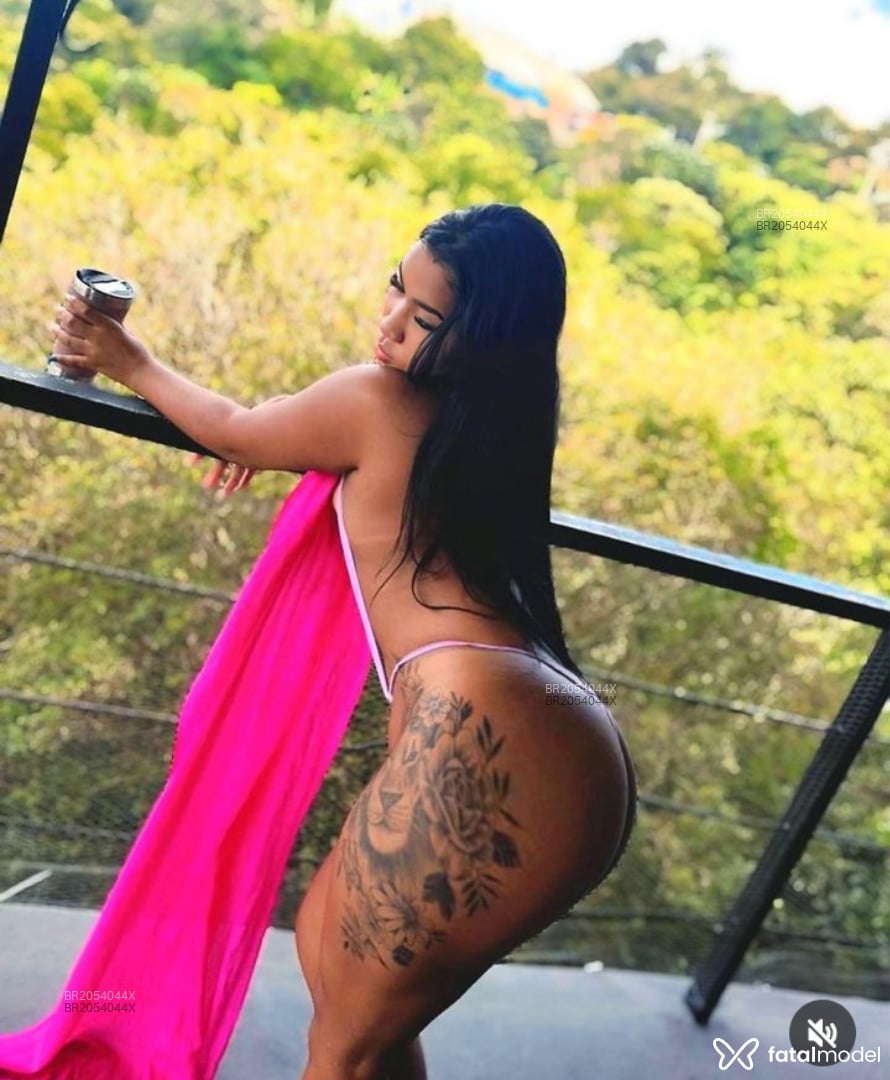 Acompanhante mulher morena (o) de olhos pretos em São Paulo Acompanhante mulher morena (o) de olhos pretos em São Paulo - Wendel