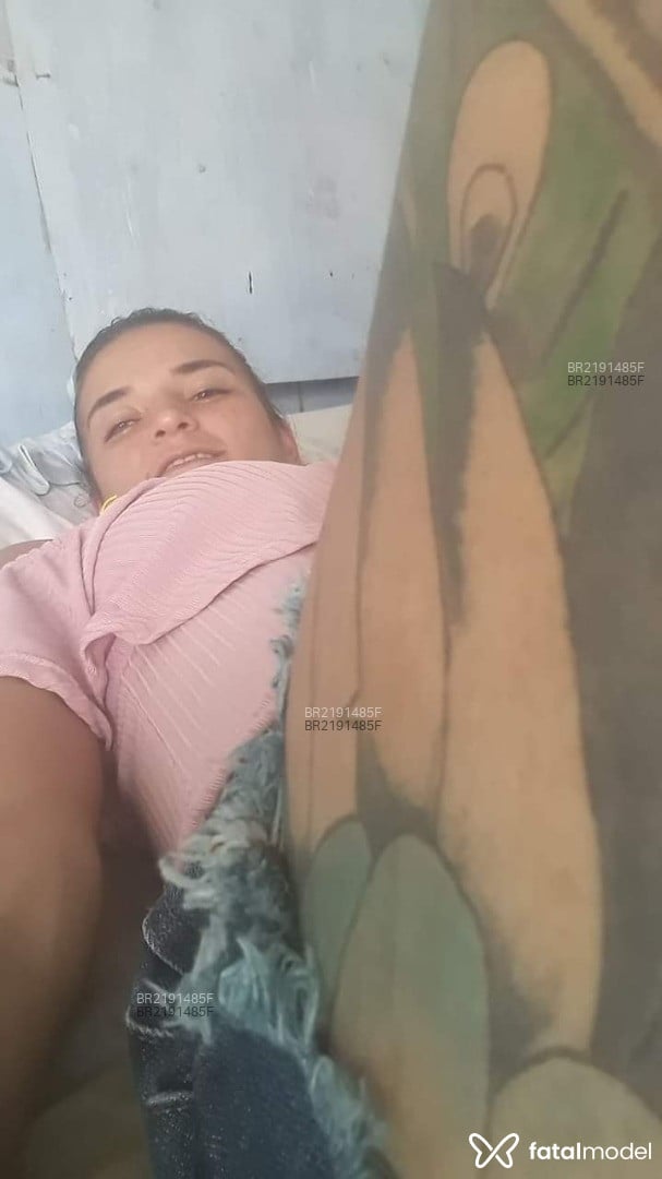Acompanhante mulher morena (o) de olhos castanhos em Tijucas Acompanhante mulher morena (o) de olhos castanhos em Tijucas - Nari