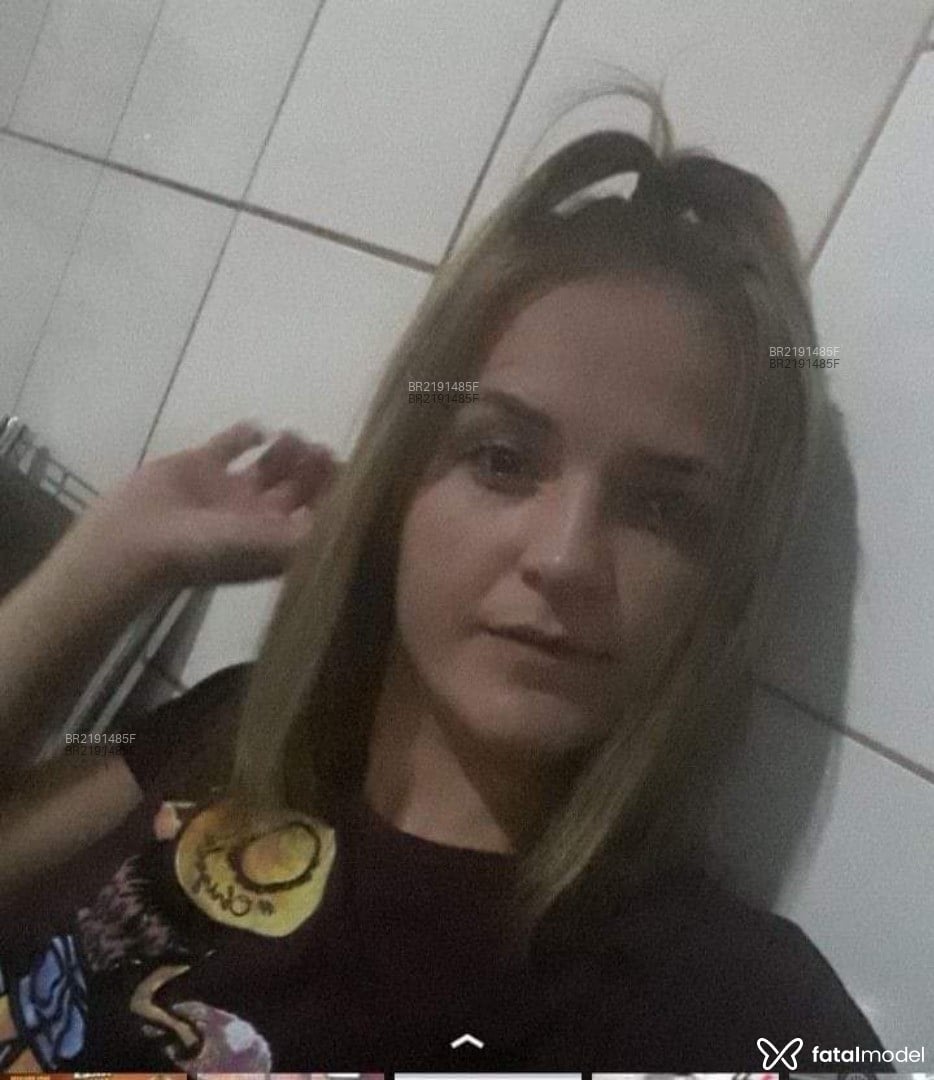 Acompanhante mulher morena (o) de olhos castanhos em Tijucas Acompanhante mulher morena (o) de olhos castanhos em Tijucas - Nari