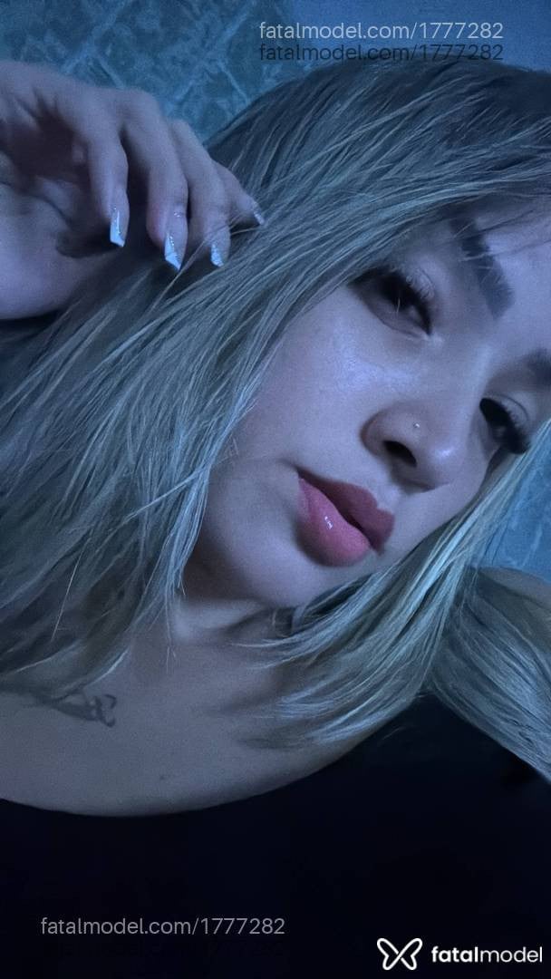 Acompanhante mulher loira (o) de olhos castanhos em Irecê - Jéssica