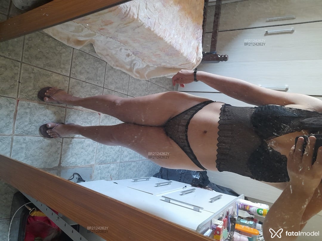 Acompanhante mulher morena (o) de olhos castanhos em Caraguatatuba - Joana