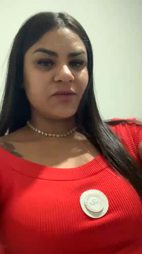 Acompanhante mulher com cabelo castanho de olhos mel - Patrícia
