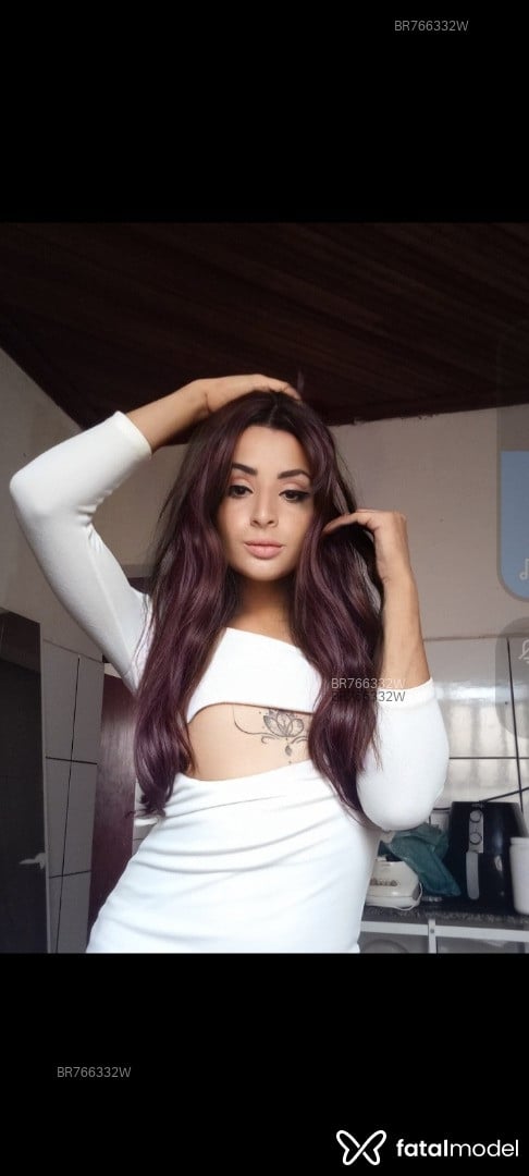 Acompanhante travesti ruiva (o) de olhos castanhos em Sertãozinho - Yara com local