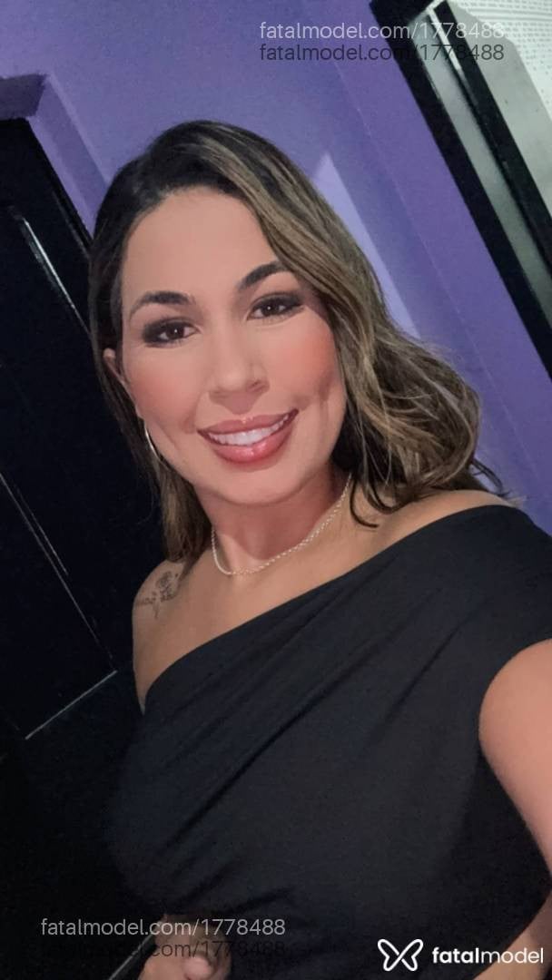Acompanhante mulher com cabelo castanho de olhos castanhos em Gaúcha do Norte - Karol