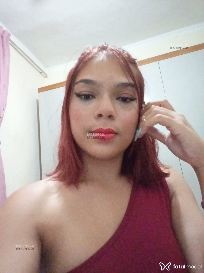 Acompanhante mulher ruiva (o) de olhos castanhos em Rio de Janeiro - Safira