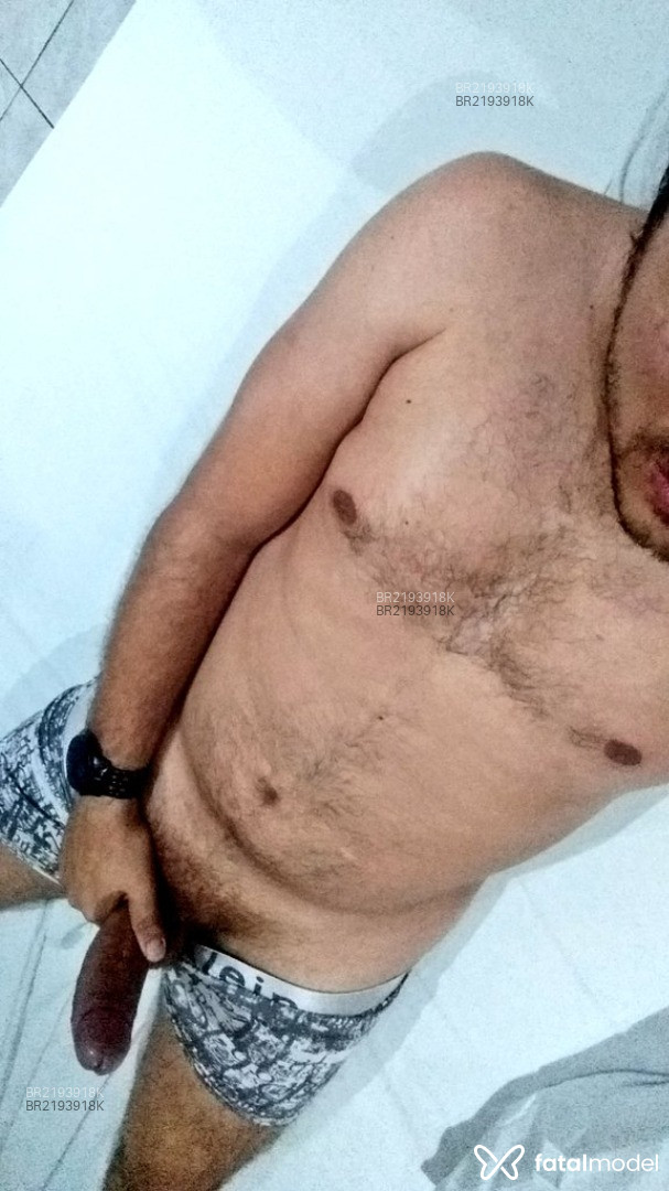 Acompanhante homem com cabelo castanho de olhos verdes em Jundiaí Acompanhante homem com cabelo castanho de olhos verdes em Jundiaí - Paulo