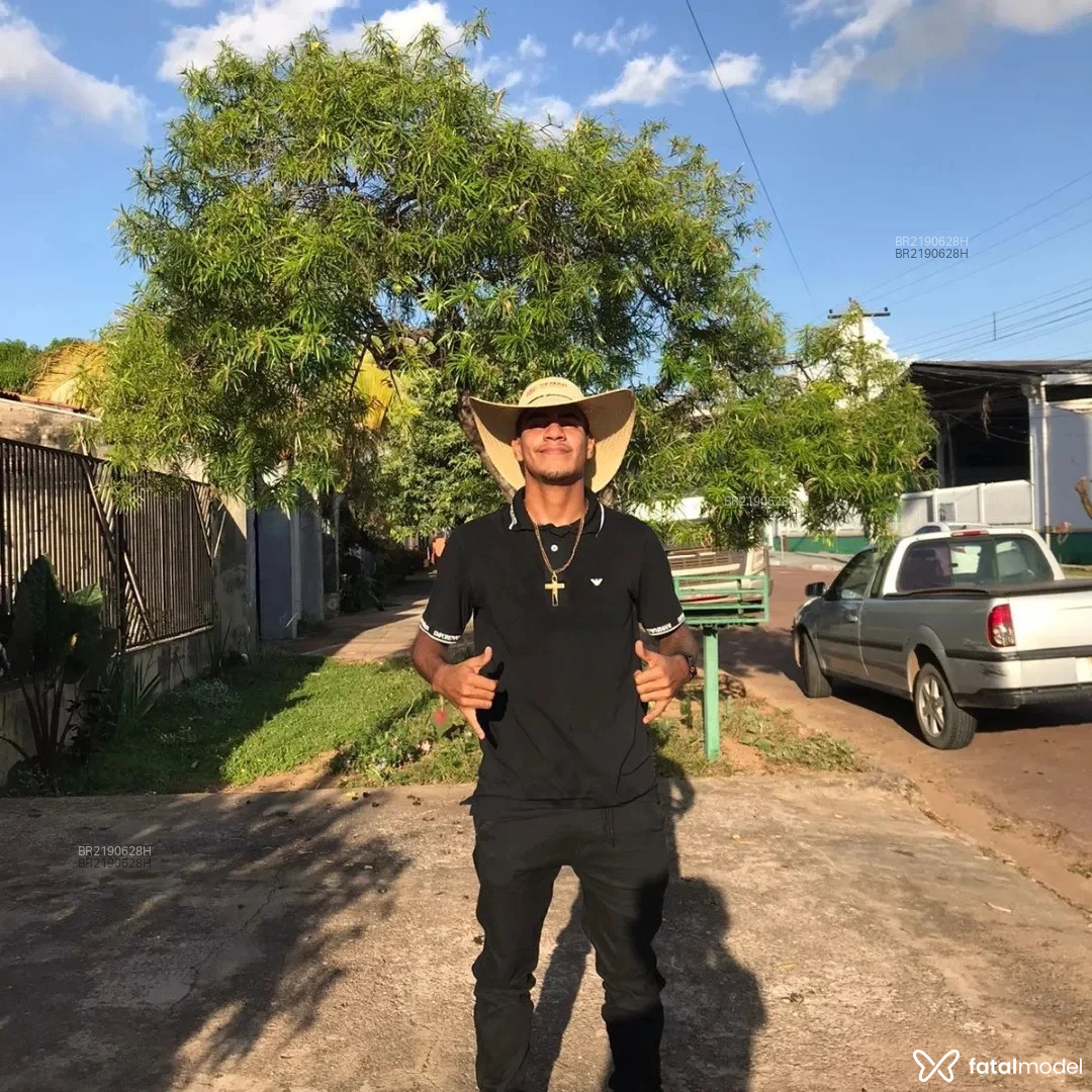 Acompanhante homem morena (o) de olhos pretos em São Paulo - Felipe Silva