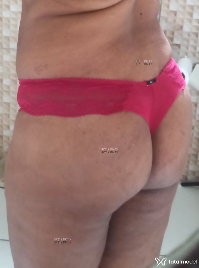Acompanhante mulher morena (o) de olhos pretos em Virtual Acompanhante mulher morena (o) de olhos pretos em Virtual - Patricia