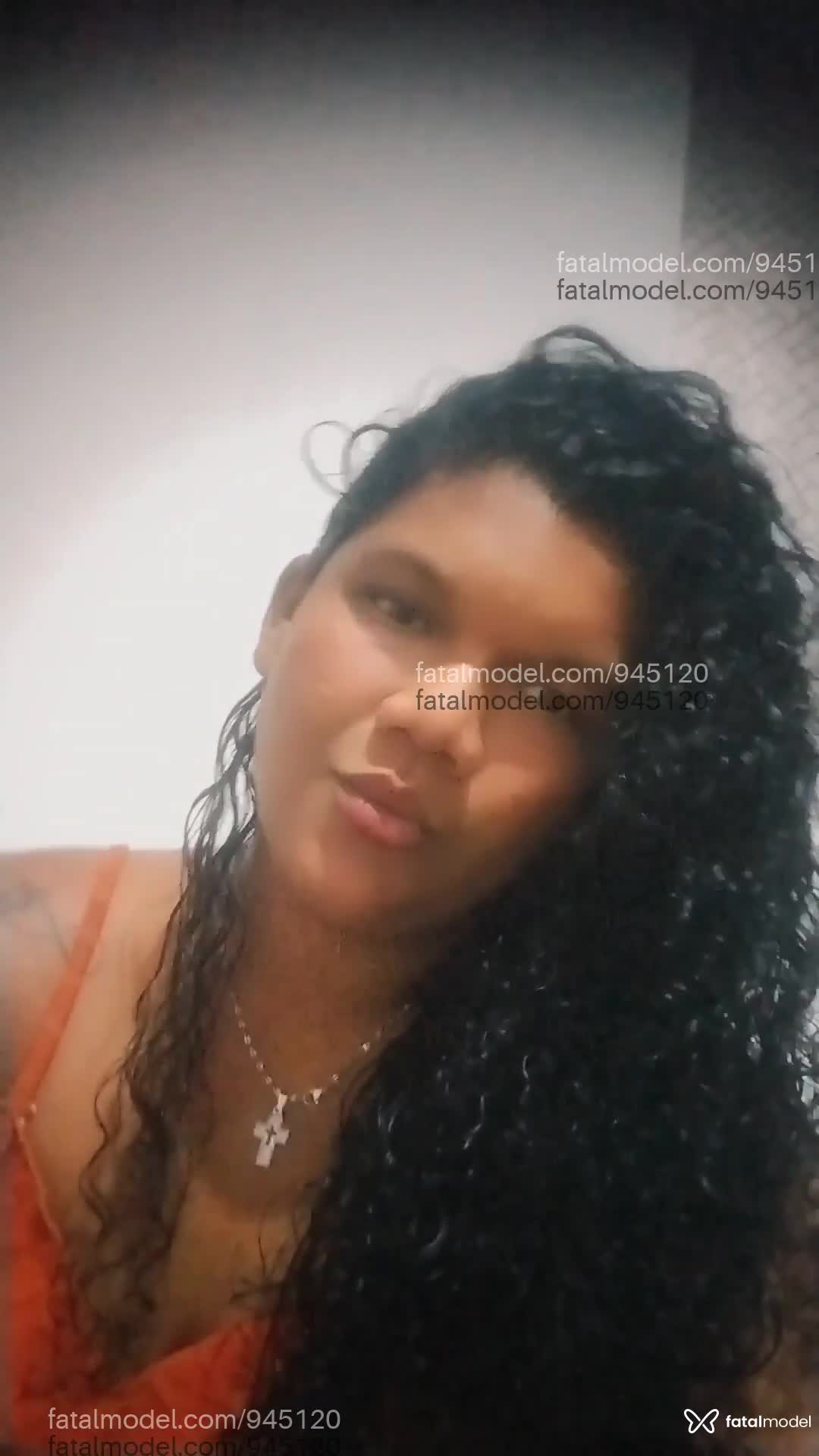 Acompanhante mulher morena (o) de olhos castanhos em Alta Floresta - Moreninha