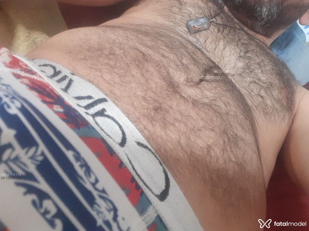 Acompanhante homem com cabelo castanho de olhos castanhos em Virtual Acompanhante homem com cabelo castanho de olhos castanhos em Virtual - Cardoso
