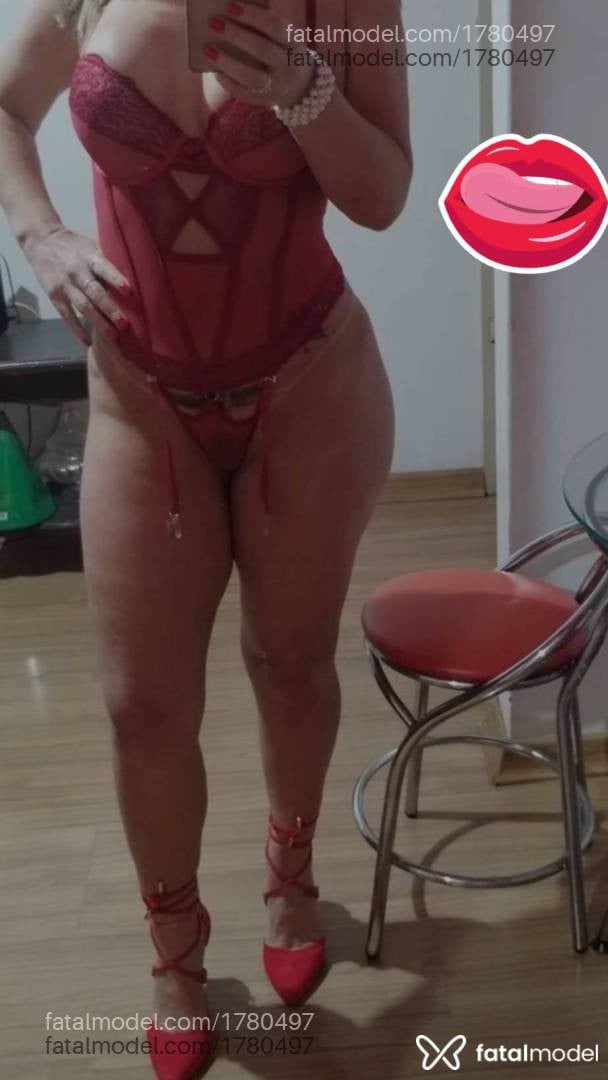 Acompanhante mulher loira (o) de olhos verdes - Bianca Mattos