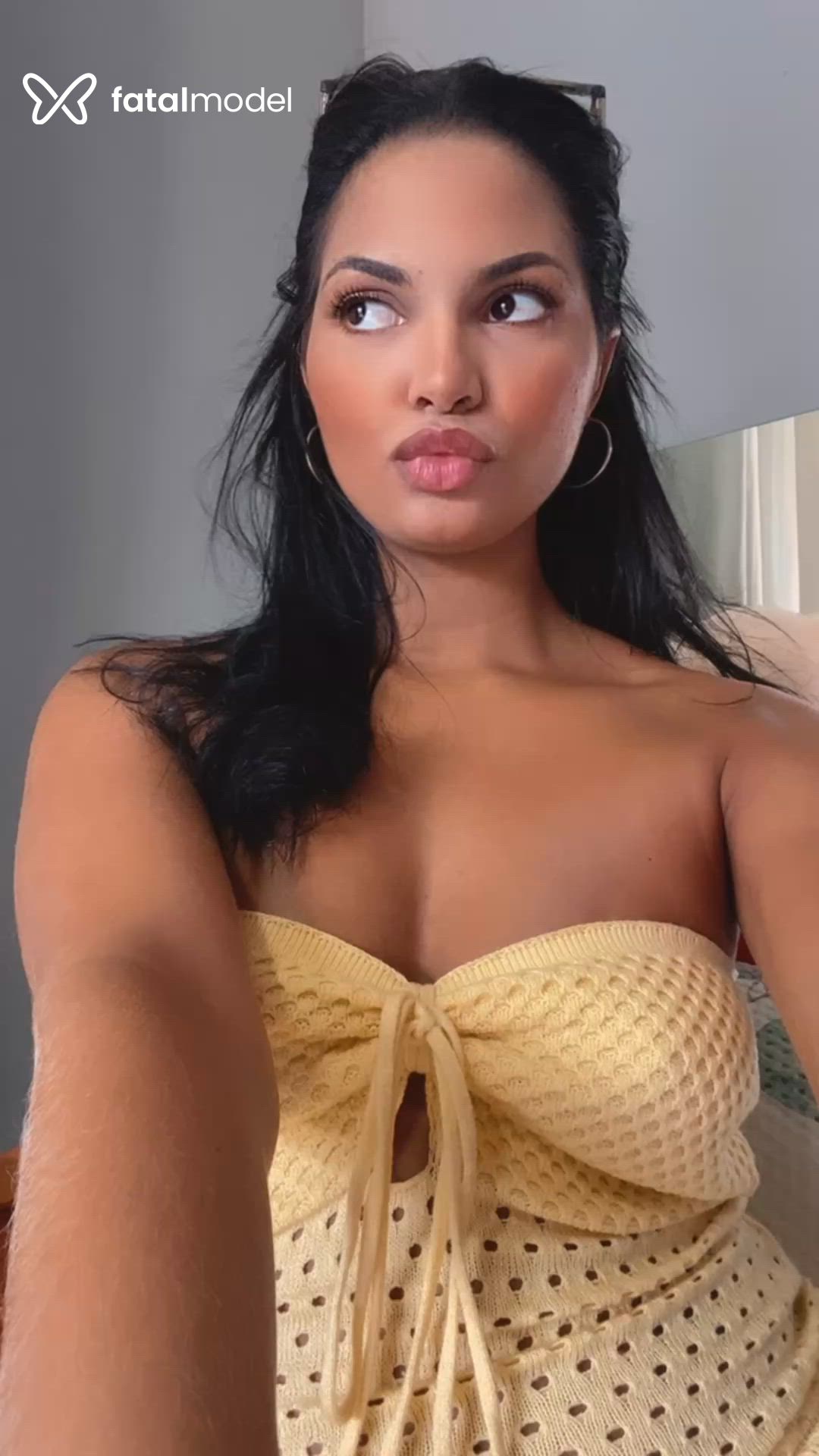 Acompanhante mulher morena (o) de olhos castanhos em Vila Velha Acompanhante mulher morena (o) de olhos castanhos em Vila Velha - Roberta