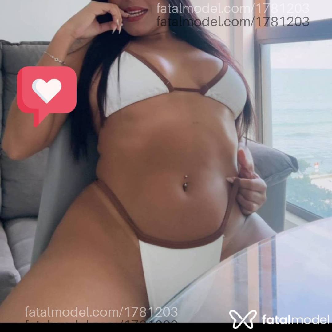 Acompanhante mulher morena (o) de olhos castanhos - Leticia