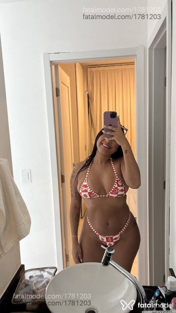 Acompanhante mulher morena (o) de olhos castanhos - Leticia