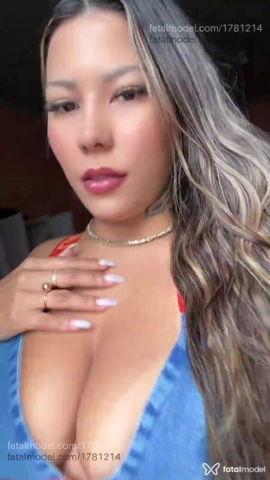 Acompanhante mulher morena (o) de olhos castanhos em Chapecó - Àgatha Monteiro