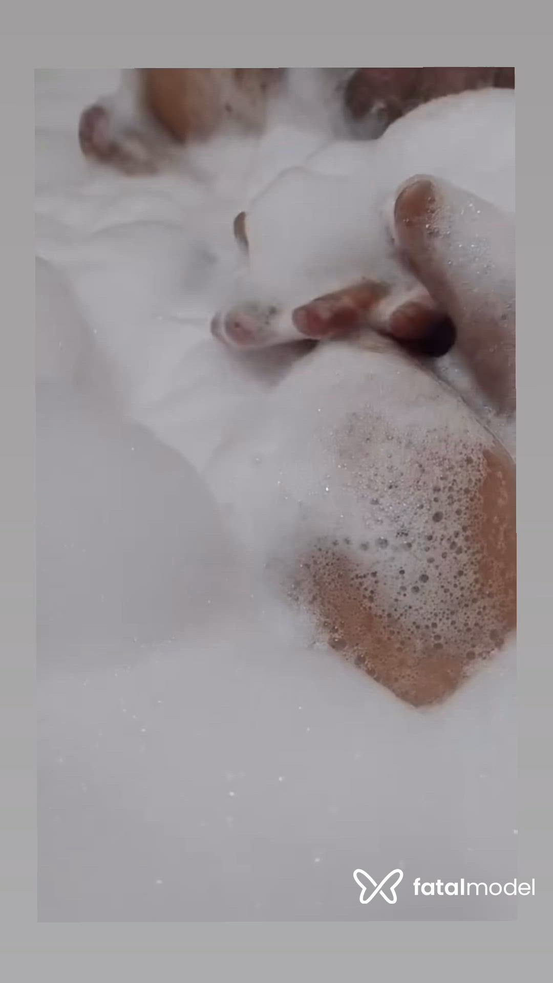 Acompanhante mulher trans com cabelo castanho de olhos castanhos - Fernanda