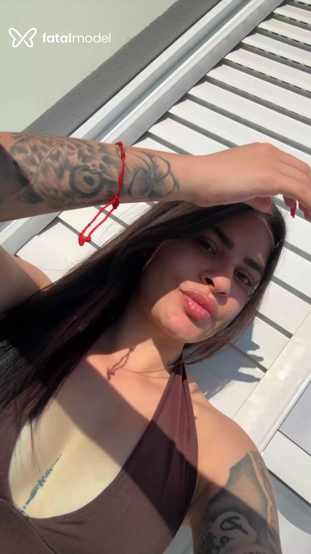 Acompanhante mulher com cabelo castanho de olhos mel - Bianca Alves