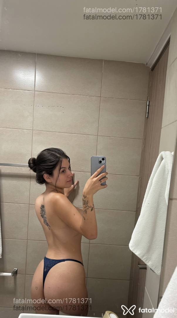 Acompanhante mulher com cabelo castanho de olhos castanhos - Rayssa Lopes