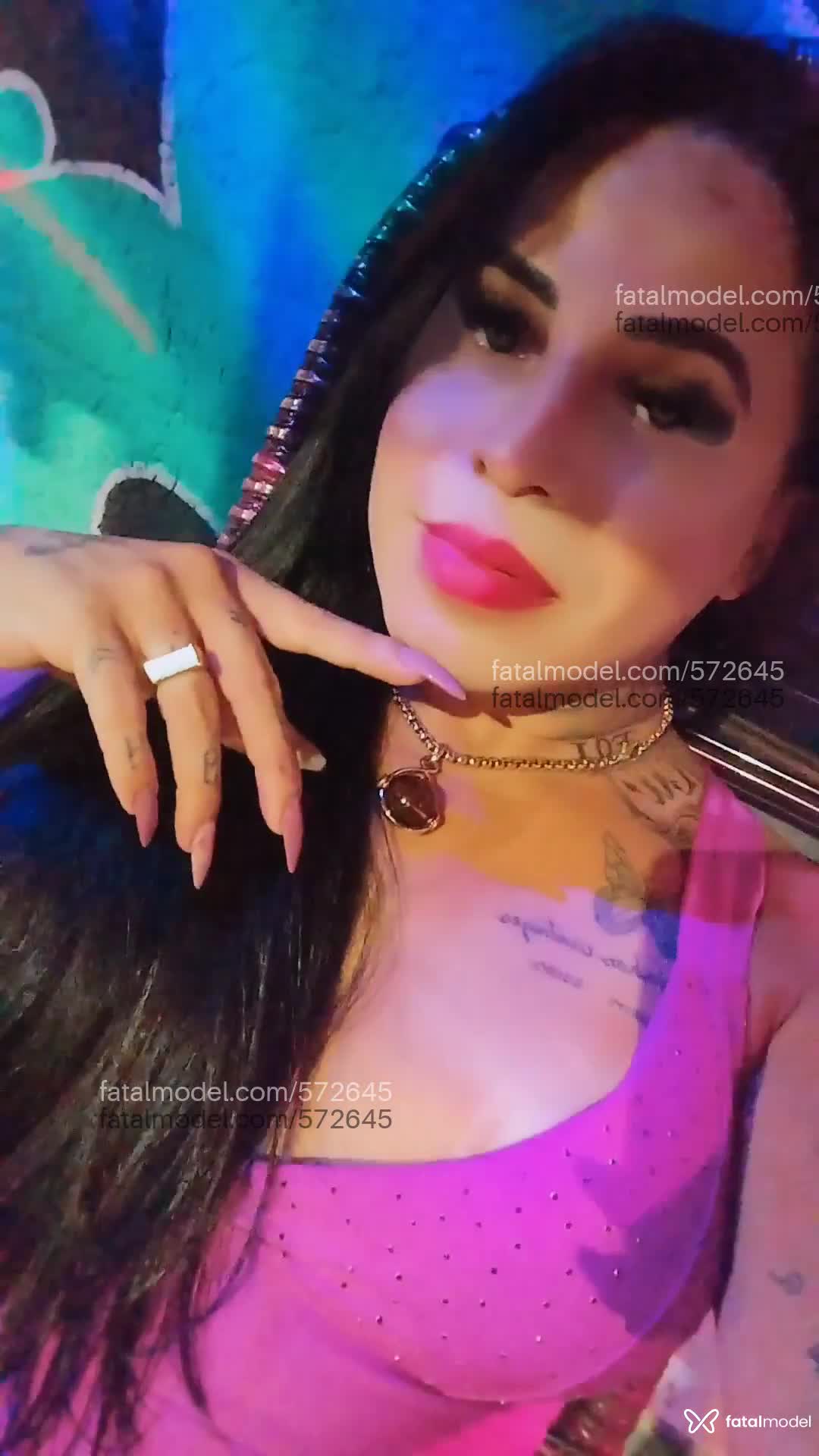 Acompanhante mulher trans morena (o) de olhos castanhos em Goianésia Acompanhante mulher trans morena (o) de olhos castanhos em Goianésia - Anny submissa