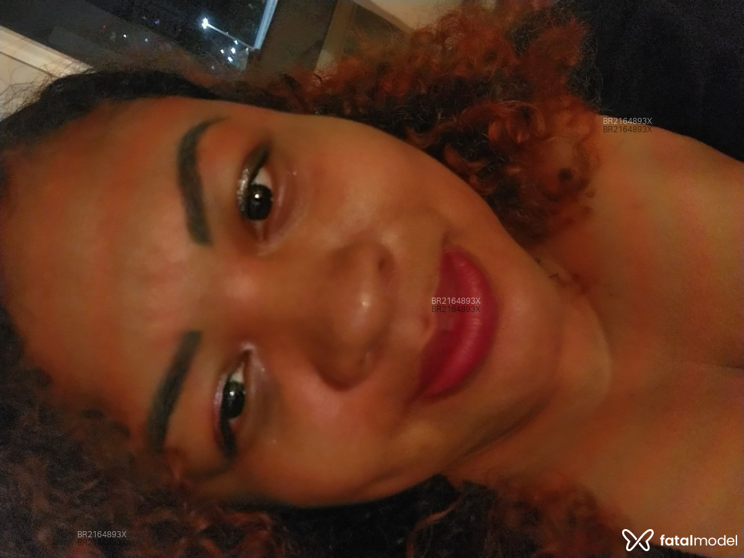 Acompanhante mulher morena (o) de olhos pretos em Virtual Acompanhante mulher morena (o) de olhos pretos em Virtual - Nanda