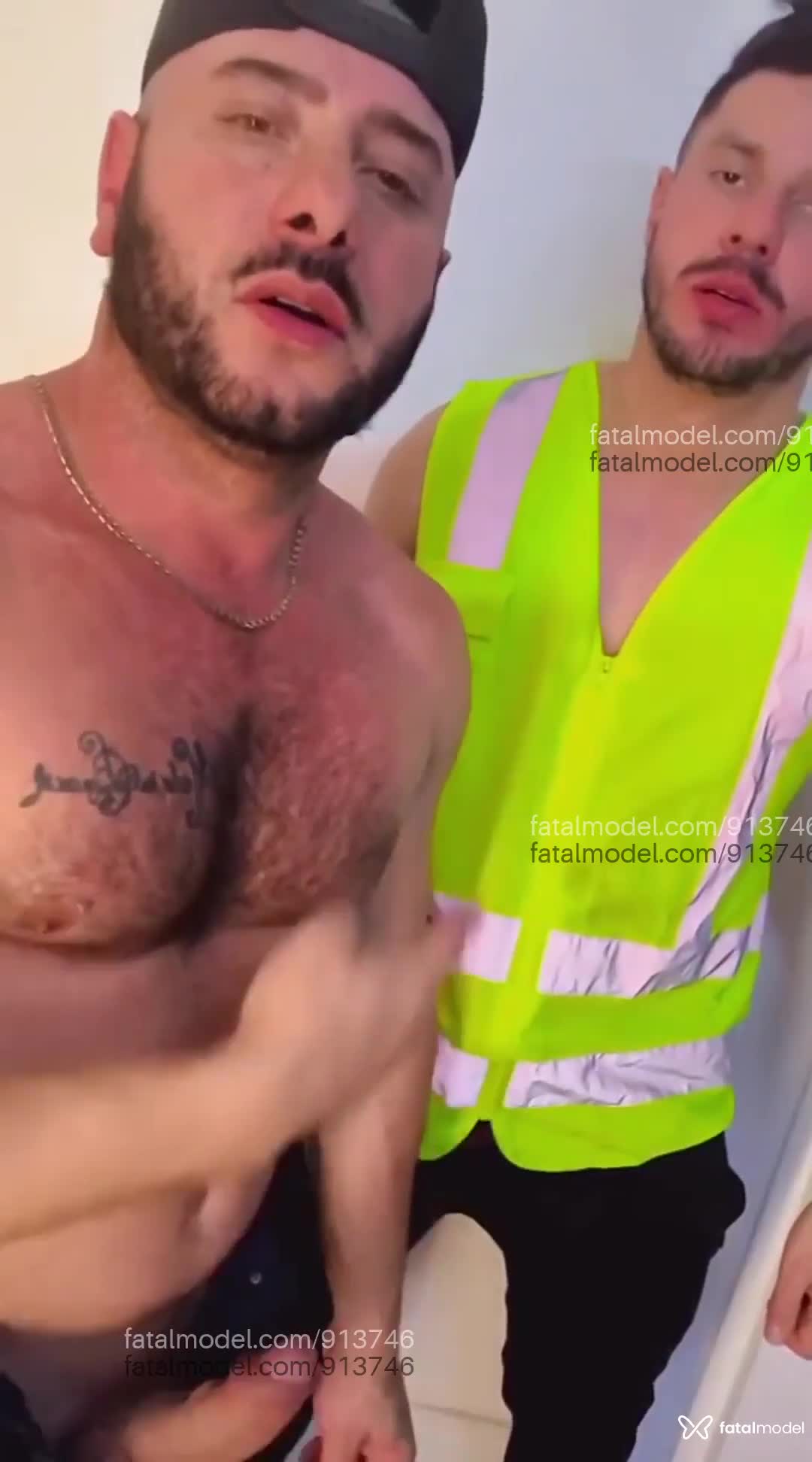 Acompanhante homem morena (o) de olhos mel em Curitiba - Maurício Sulik