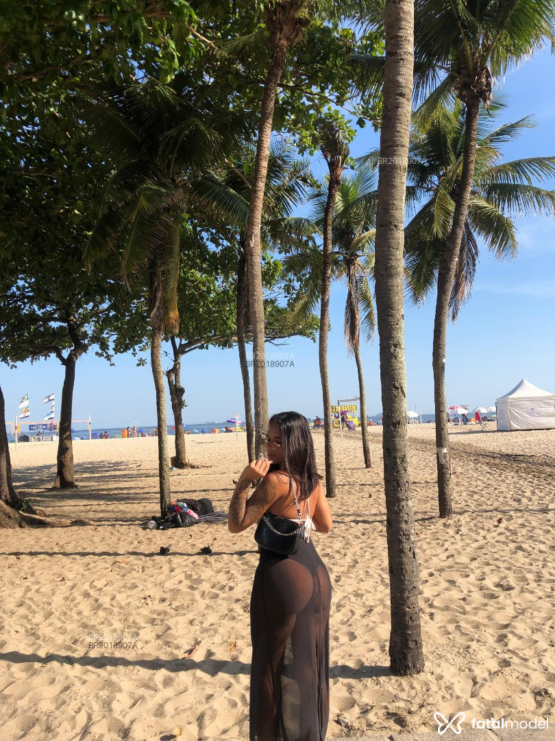 Acompanhante mulher morena (o) de olhos castanhos em São Paulo Acompanhante mulher morena (o) de olhos castanhos em São Paulo - Morena Caiçara