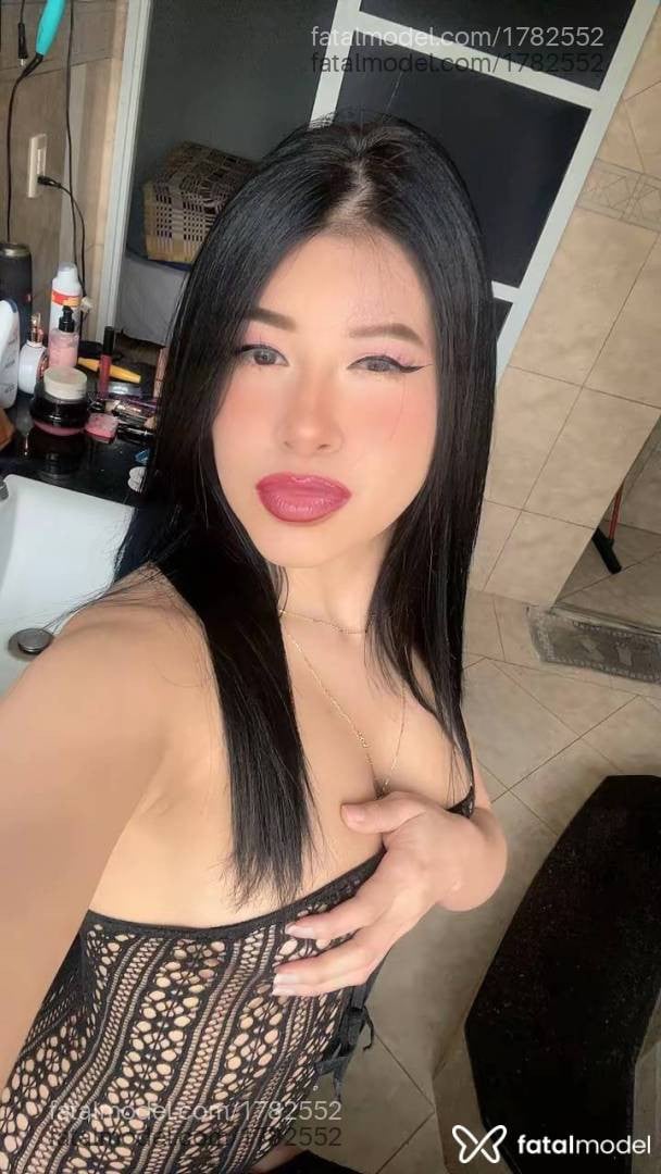 Acompanhante mulher loira (o) de olhos pretos - Gatinhaaa