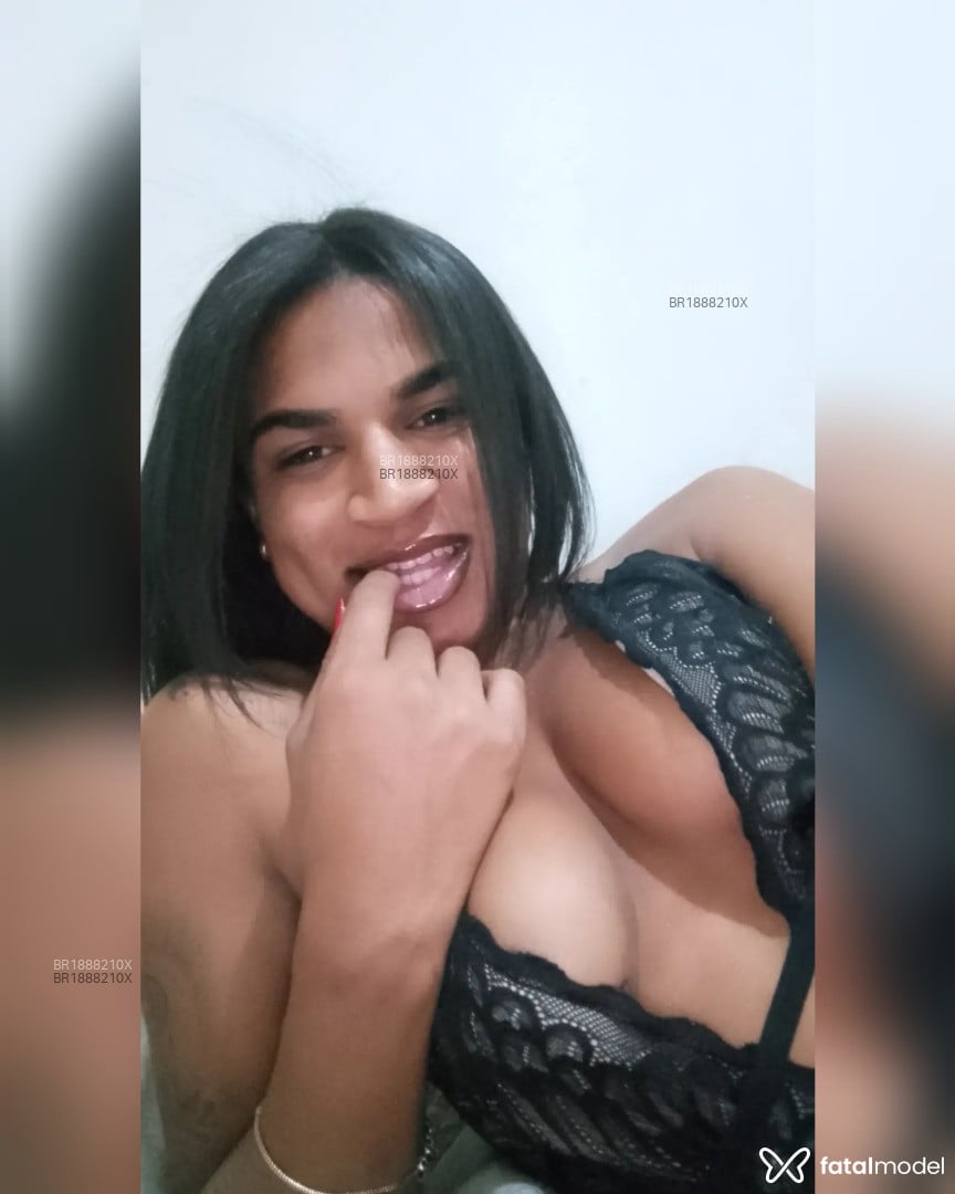 Acompanhante mulher trans morena (o) de olhos castanhos - Mayte Branht Acompanhante mulher trans morena (o) de olhos castanhos - Mayte Branht