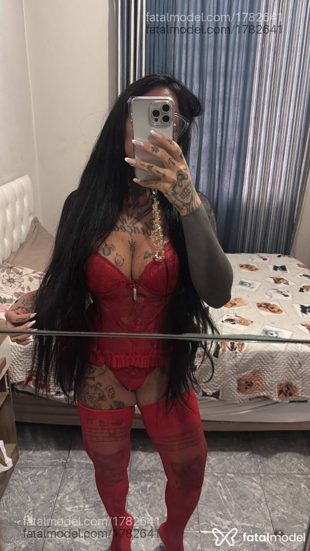 Acompanhante mulher com cabelo castanho de olhos mel em Bauru - Mirella Villar