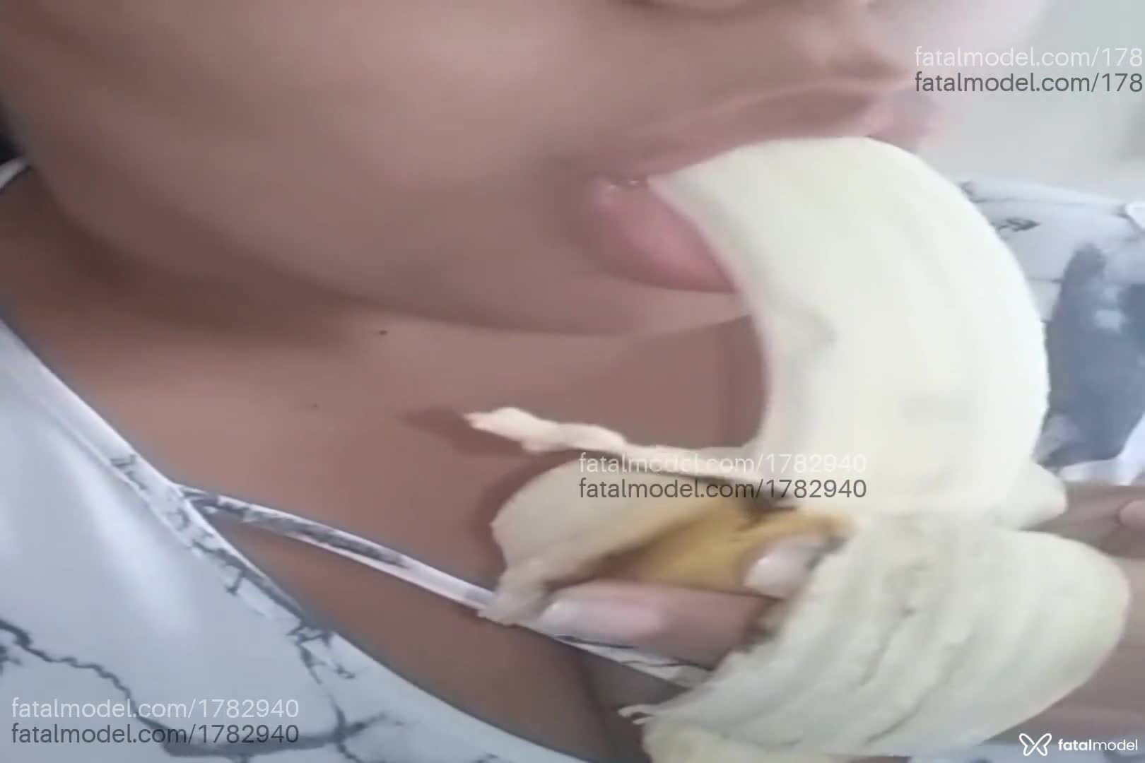 Acompanhante mulher morena (o) de olhos castanhos em Rio de Janeiro - Carolina Lima