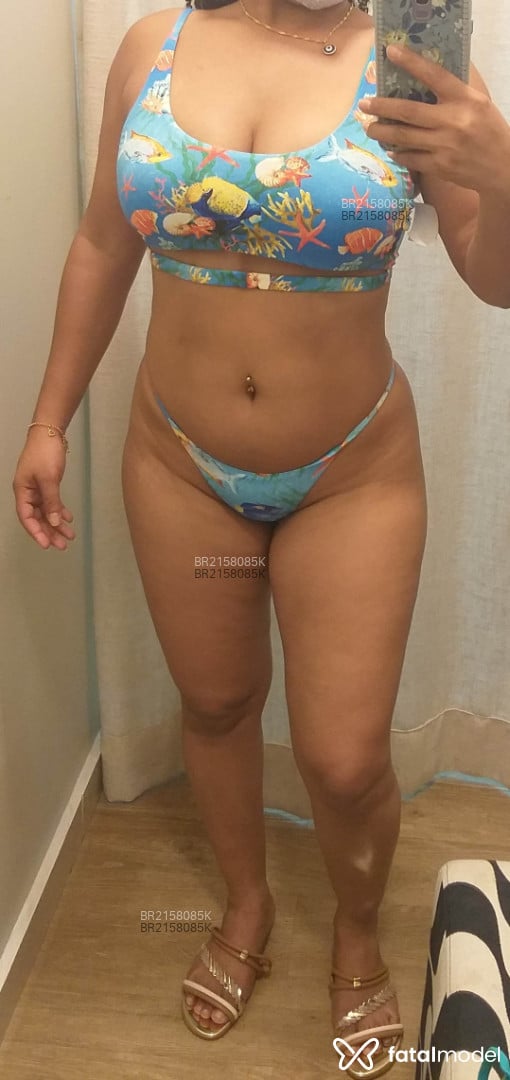 Acompanhante mulher morena (o) de olhos pretos - Erica Acompanhante mulher morena (o) de olhos pretos - Erica