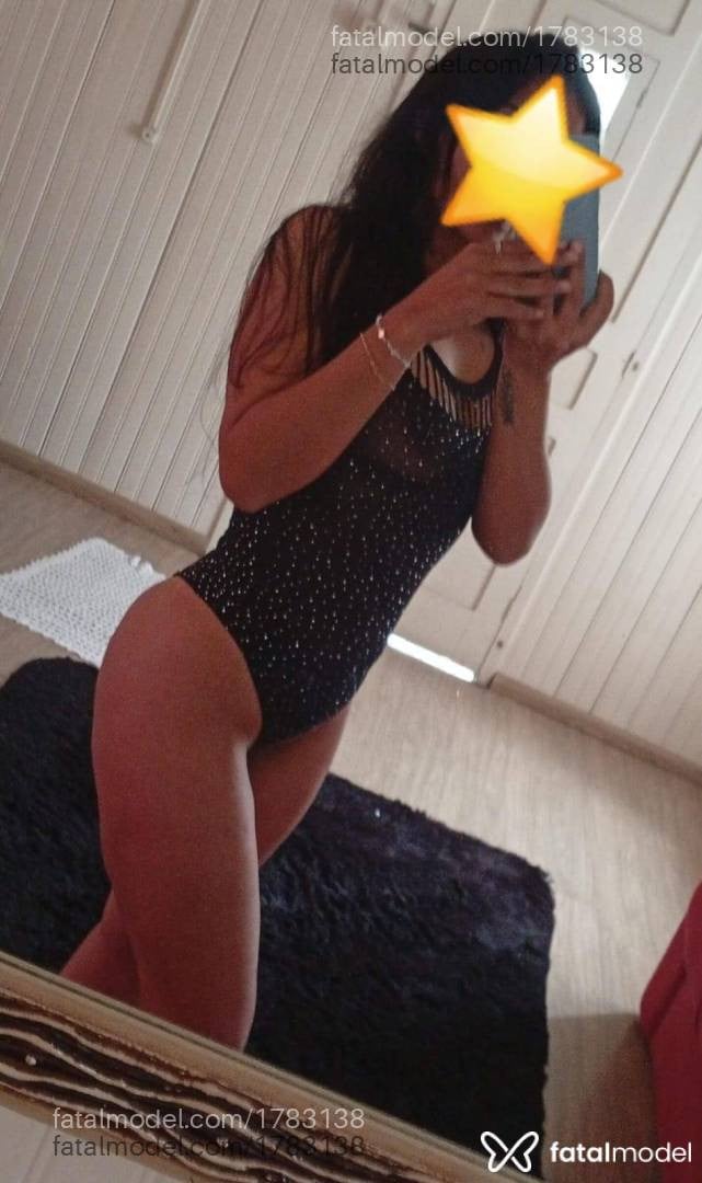 Acompanhante mulher morena (o) de olhos pretos - Bruna Oliveira