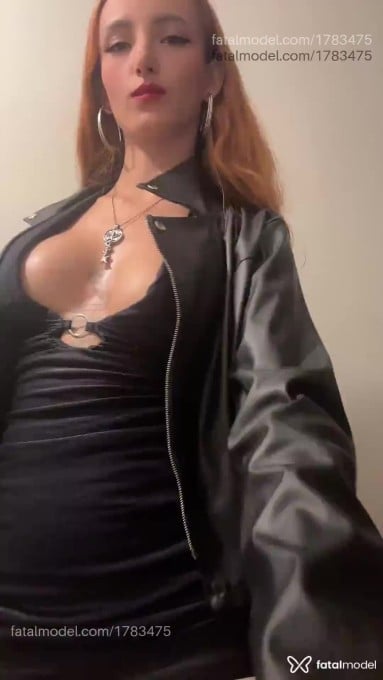 Acompanhante mulher ruiva (o) de olhos castanhos - Aylla Acompanhante mulher ruiva (o) de olhos castanhos - Aylla
