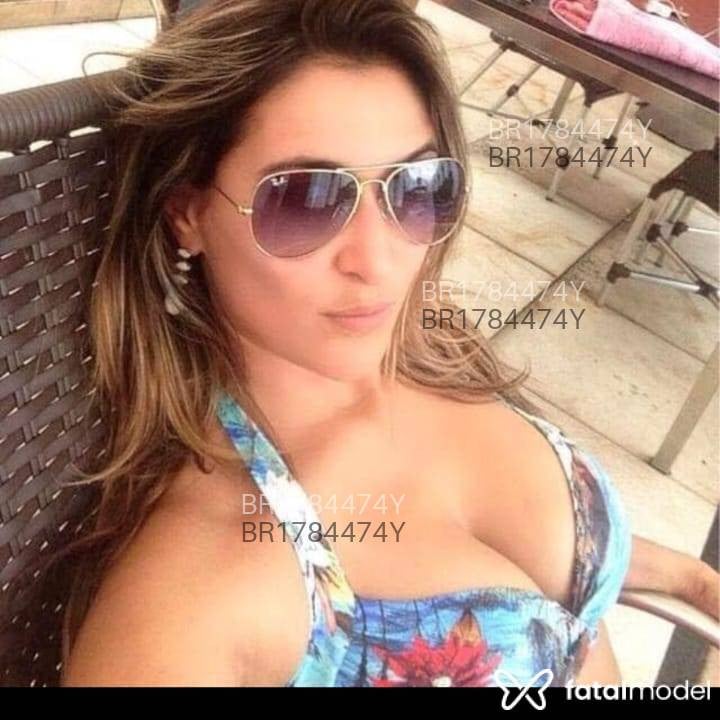 Acompanhante mulher loira (o) de olhos castanhos - Paula ferrari