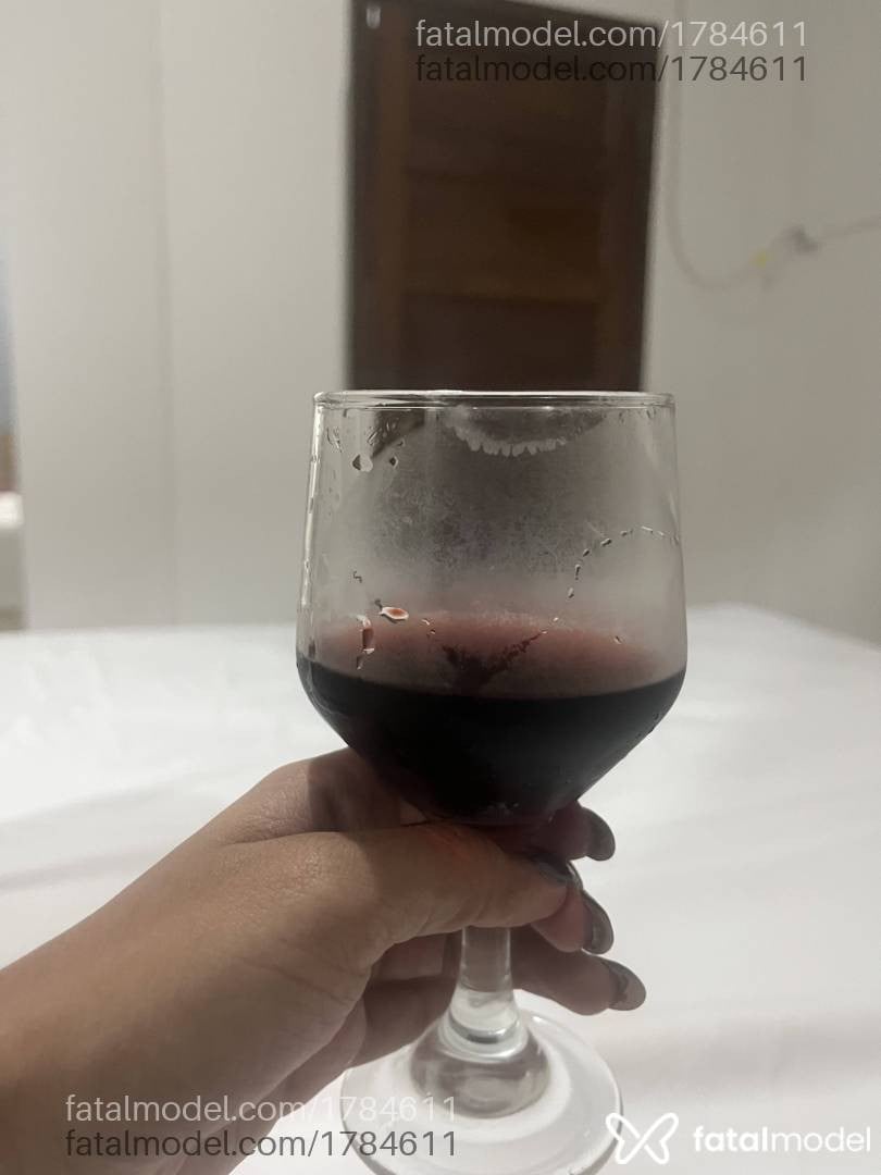 Acompanhante mulher morena (o) de olhos castanhos em Ubá - Camylla Letícia
