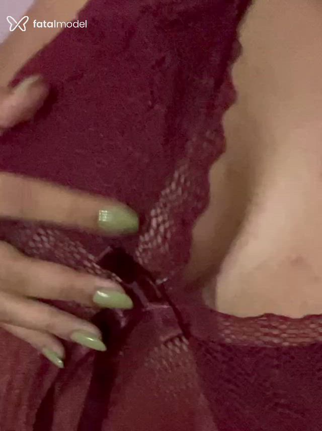 Acompanhante mulher morena (o) de olhos castanhos - Camylla Letícia