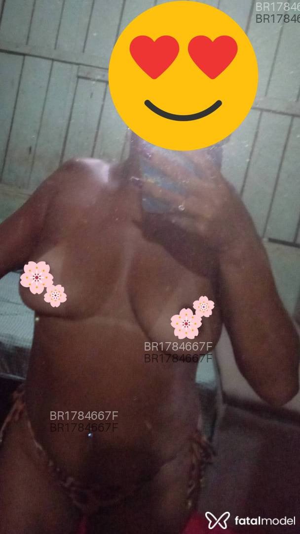 Acompanhante mulher morena (o) de olhos castanhos em Rondonópolis - Valéria