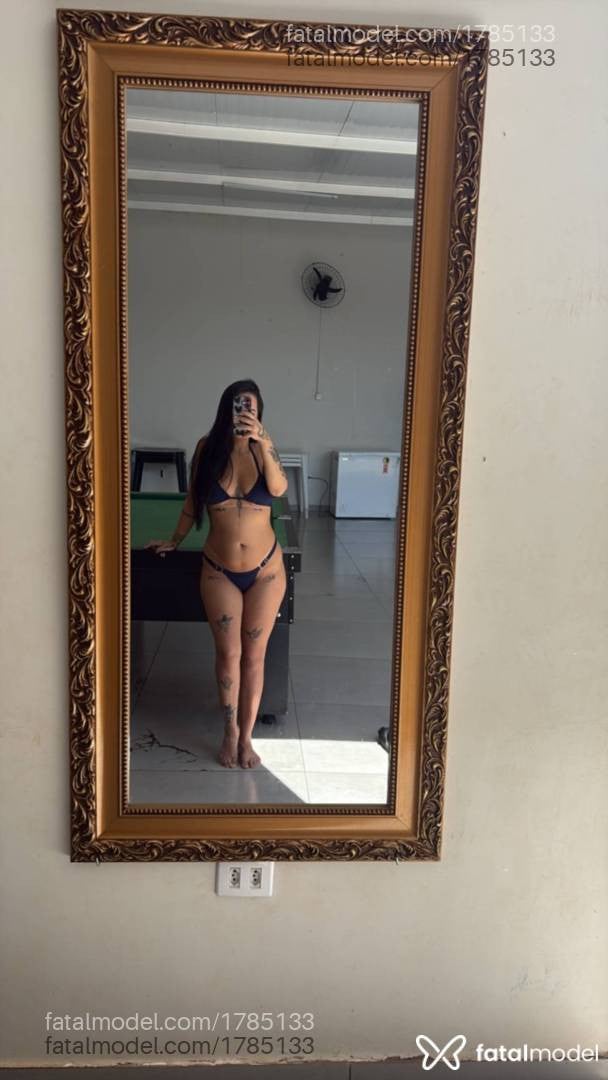 Acompanhante mulher morena (o) de olhos castanhos - Bianca Acompanhante mulher morena (o) de olhos castanhos - Bianca