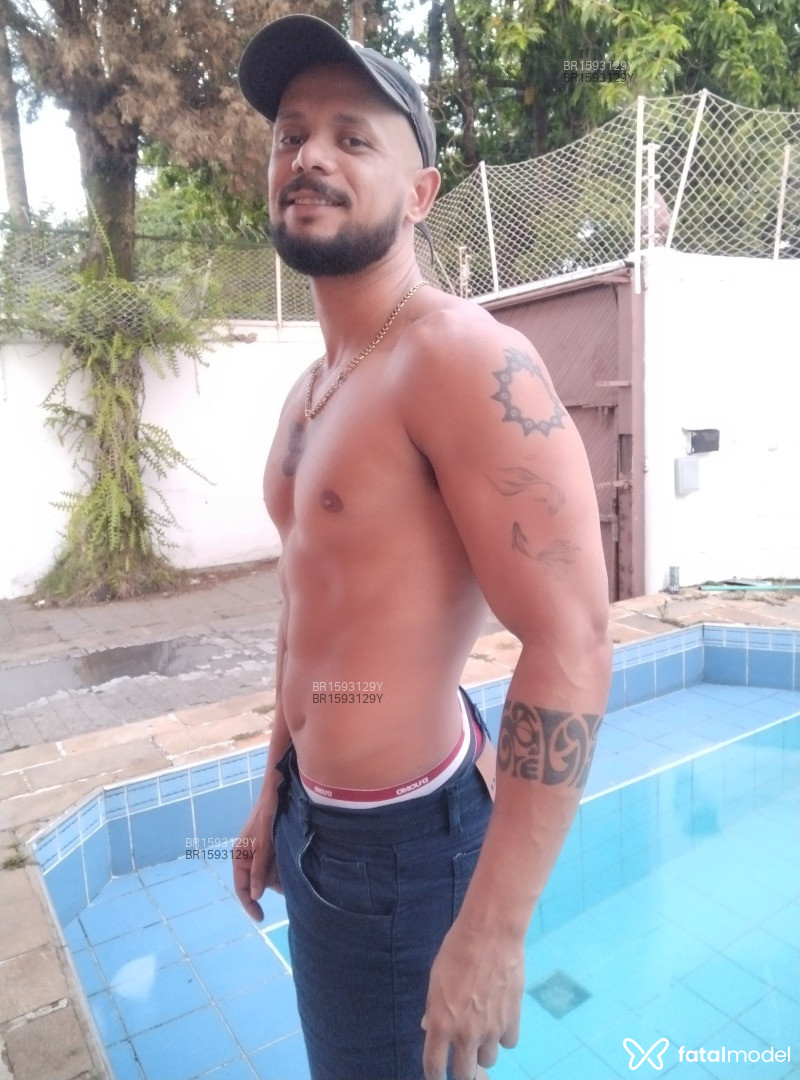 Acompanhante homem morena (o) de olhos castanhos em Campinas - Rapha Ribeiro