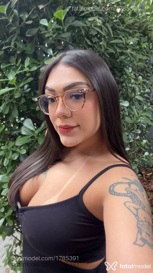 Acompanhante mulher com cabelo castanho de olhos castanhos em Santos - Babi Luz